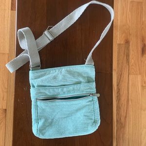 Women’s Thirty One Brand purse